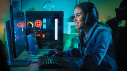 WHO khuyên mọi người ở nhà chơi game để phòng chống dịch COVID-19 (Ảnh: Tech Updates)