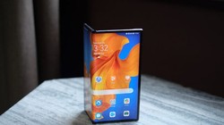 Huawei chịu lỗ hơn 60 triệu USD vì chiếc Mate X (Ảnh: Techradar)