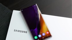 iPhone 13 sẽ sử dụng màn hình LTPO 120Hz giống Note 20 Ultra của Samsung (Ảnh: Phonearena)