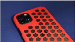 Vỏ điện thoại di động được làm bằng phương pháp in 3D, sử dụng nhựa tái chế (Ảnh: Academic Times)