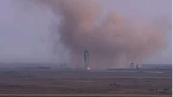 Tên lửa SN10 của SpaceX hạ cánh theo phương thẳng đứng (Ảnh: The Verge)