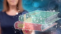 Top 8 xu hướng chuyển đổi số trong giáo dục (Ảnh: Hospitalityinsights)