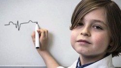 Laurent Simons - thiên tài vật lý 11 tuổi người Bỉ (Ảnh: Futurism)