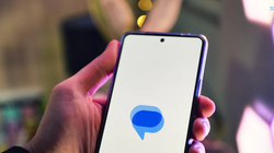 Những điều bạn cần biết về Google Bard, chatbot AI của Google khác gì ChatGPT? (Ảnh: Poket-lint)