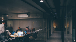 Apple và Google có kế hoạch mở rộng sản xuất điện thoại ở Ấn Độ (Ảnh: Gizmochina)