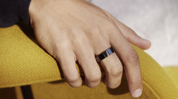 Apple Ring cho phép người dùng điều khiển iPhone chỉ bằng một vài cú chạm (Ảnh: Tech Radar)