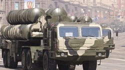 Hệ thống phòng thủ tên lửa S-400 của Nga