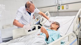 Kỳ tích y khoa hiếm gặp: 3 vi phẫu siêu tinh vi trong một ca cấp cứu