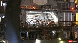 Tuần dương hạm USS Robert Smalls (CG-62) tại cảng Tiên Sa, TP Đà Nẵng.