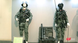 Mục sở thị các loại vũ khí hiện đại của lực lượng Công an nhân dân