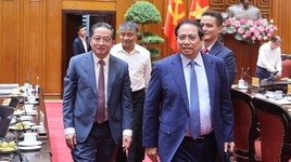 Thủ tướng làm việc với tập đoàn công nghệ vừa xuất khẩu 5.000 UAV sang Hàn Quốc