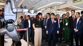 Phó Thủ tướng nêu nhiệm vụ “then chốt của then chốt” để phát triển ngành công nghiệp bán dẫn