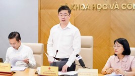 Thứ trưởng Bộ KH&CN Bùi Hoàng Phương chủ trì Họp báo thường kỳ tháng 7/2025.