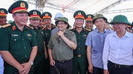 Thủ tướng: Hoàn thành cầu Phong Châu đúng tiến độ, "vinh quang chỉ đến với người đúng hẹn"