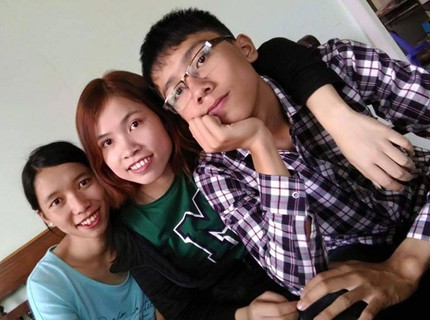 Robot nông nghiệp của 3 chị em