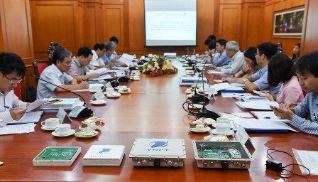 Sản xuất thiết bị truy cập wifi trên nền điện toán đám mây Các sản phẩm của dự án được giới thiệu tại buổi nghiệm thu.