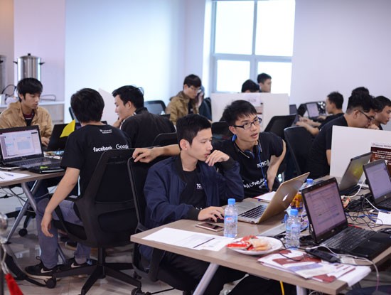 Năm 2020: Hà Nội có 200.000 doanh nghiệp mới Thanh niên phải là nòng cốt trong việc thực hiện tái cơ cấu nền kinh tế, xây dựng nền kinh tế tri thức của Thủ đô.