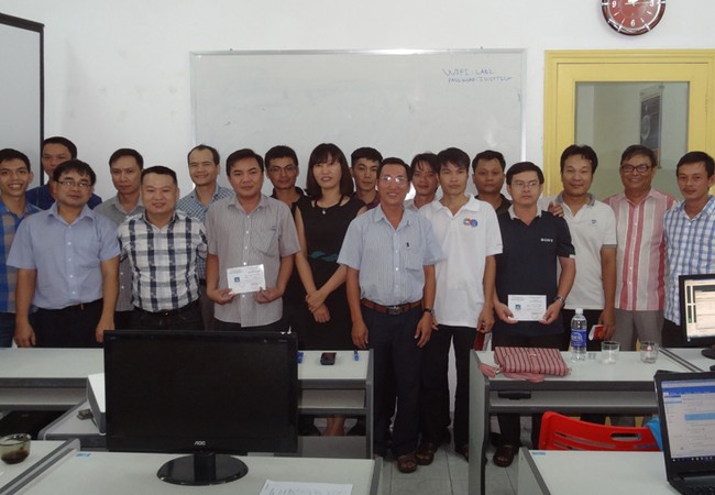 Bộ TT&TT tăng cường tập huấn về an ninh mạng Các học viên được nhận Giấy chứng nhận khi kết thúc lớp tập huấn