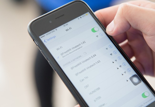 TP.HCM: Lắp 1.000 điểm phát Wi-fi miễn phí phục vụ 10 vạn công nhân Dự kiến, 100.000 công nhân lao động và làm việc tại các khu chế xuất, khu công nghiệp trên địa bàn TP.HCM sẽ được dùng Wi-fi miễn phí. Ảnh: Sở TT&TT TP.HCM.
