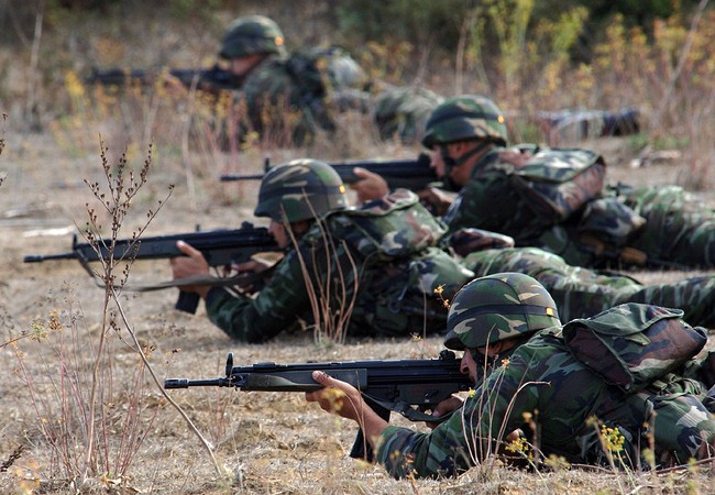 Chiến sự Syria: Thổ Nhĩ Kỳ triển khai 8.000 quân chuẩn bị đánh người Kurd Binh sĩ quân đội Thổ Nhĩ Kỳ