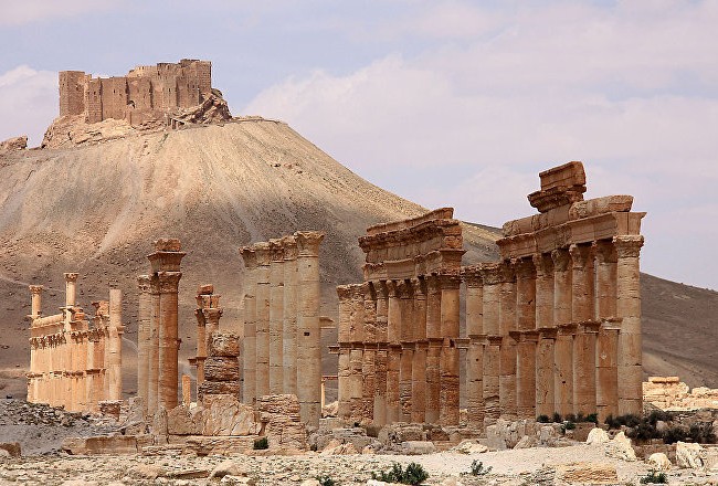Quân đội Syria chuẩn bị chiến dịch khiến IS kinh hoàng và khiếp sợ Quân đội Syria chuẩn bị chiến dịch khiến IS kinh hoàng và khiếp sợ