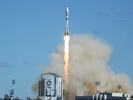 Video: Cận cảnh tên lửa đẩy Soyuz - 2 bay vào không gian Video: Cận cảnh tên lửa đẩy Soyuz - 2 bay vào không gian