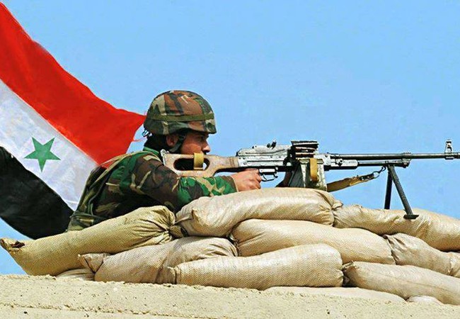 Chiến sự Syria: Hàng loạt thủ lĩnh phiến quân bị tiêu diệt Binh sĩ quân đội Syria trên chiến trường Aleppo