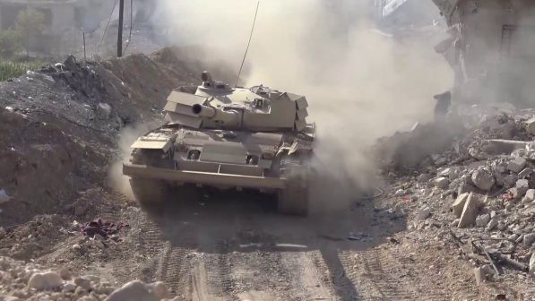 Trận chiến quân đội Syria đánh gục phiến quân, giải phóng ngoại ô Damascus (video) Cuộc tấn công cuối cùng của quân đội Syria đánh vào quận Al-Qaboun