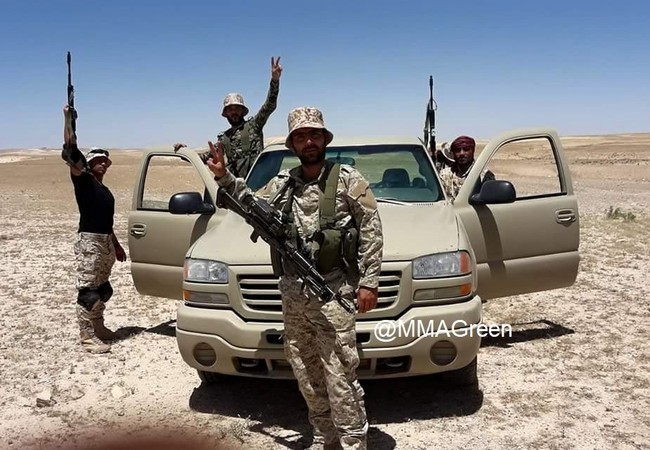 Quân đội Syria tấn công dữ dội phiến quân được Mỹ hậu thuẫn Binh sĩ quân đội Syria trên chiến trường Sweida