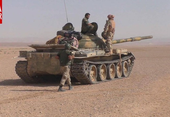Không quân, đặc nhiệm Nga dọn đường cho quân đội Syria tiến về Deir Ezzor Đặc nhiệm Nga trên chiến trường sa mạc phía đông tỉnh Homs