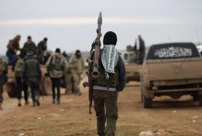 Quân đội Syria giao chiến ác liệt với phiến quân Hồi giáo ở ngoại vi Damascus (video) Các tay súng Hồi giáo cực đoan thánh chiến trên chiến trường Đông Ghouta