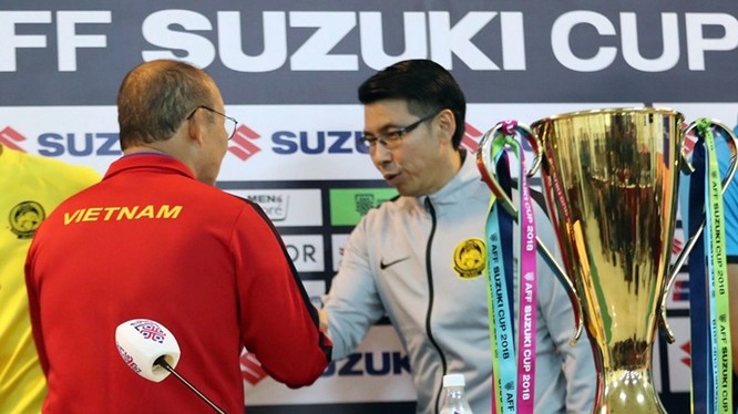 HLV Malaysia muốn mang “quà” về cho CĐV, nhưng xin lỗi, AFF Cup 2018 sẽ ở lại Việt Nam!