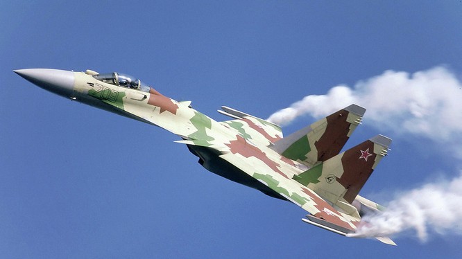 Chiáº¿n Ä‘áº¥u cÆ¡ Su-35 cá»§a Nga