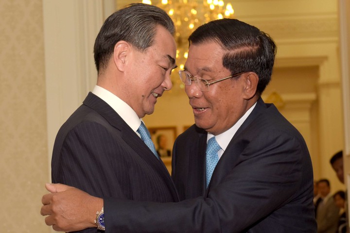 Campuchia trong "ván cờ siêu cường" của Trung Quốc