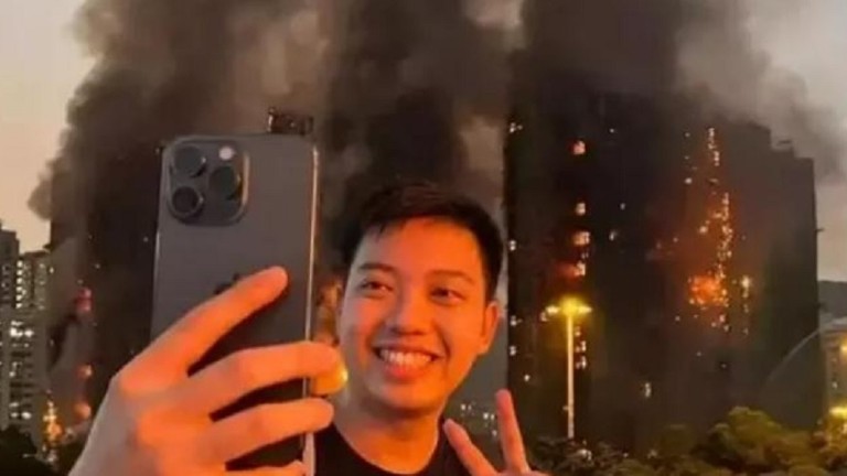 Bức ảnh phản cảm gây phẫn nộ của Trần "Kenny". Ảnh: Wenweipo.