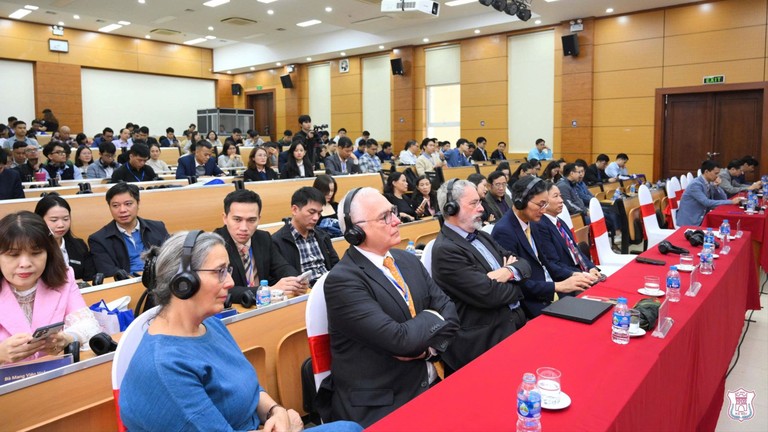 Loại virus gây bệnh ung thư ở phụ nữ đang âm thầm gây nhiều bệnh cho phái mạnh