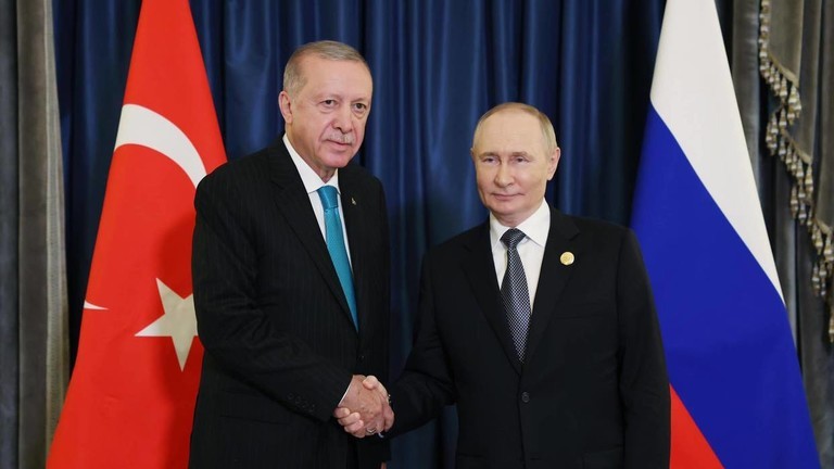 Tổng thống Thổ Nhĩ Kỳ Recep Tayyip Erdogan (trái) và Tổng thống Nga Vladimir Putin. Ảnh: Sputnik.