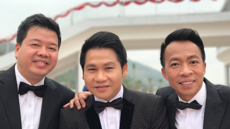 Tam ca nhạc đỏ hàng đầu Việt Nam