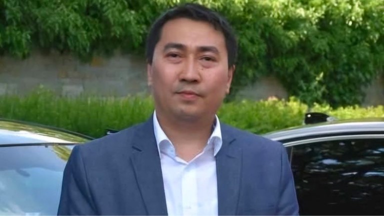 Yêu cầu Lê Trung Khoa ra đầu thú