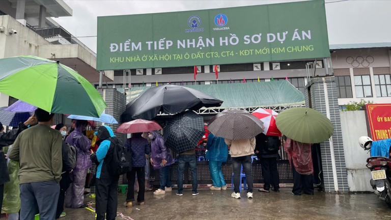 Thủ tướng yêu cầu xử lý nghiệm tình trạng cò mồi, 'chạy' suất nhà ở xã hội
