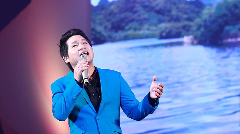 Ca sĩ Trọng Tấn 