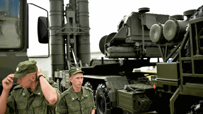 S-400 là thệ thống phòng không tối tân nhất của Nga - Ảnh: AFP