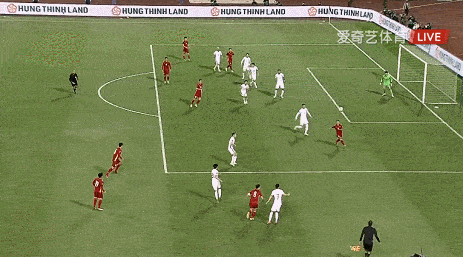 Bàn thua thứ hai của tuyển Trung Quốc (Ảnh: Sohu).