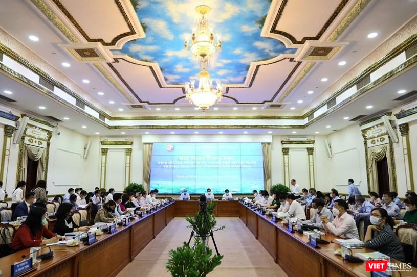 Toàn cảnh hội thảo về TP.HCM - Ảnh Huyền Mai Toàn cảnh hội thảo về TP.HCM - Ảnh Huyền Mai