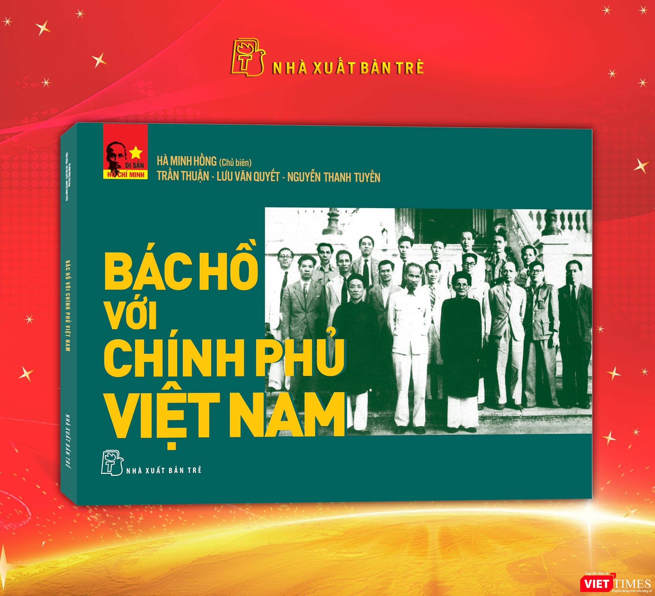 Bìa cuốn sách "Bác Hồ với Chính phủ Việt Nam"