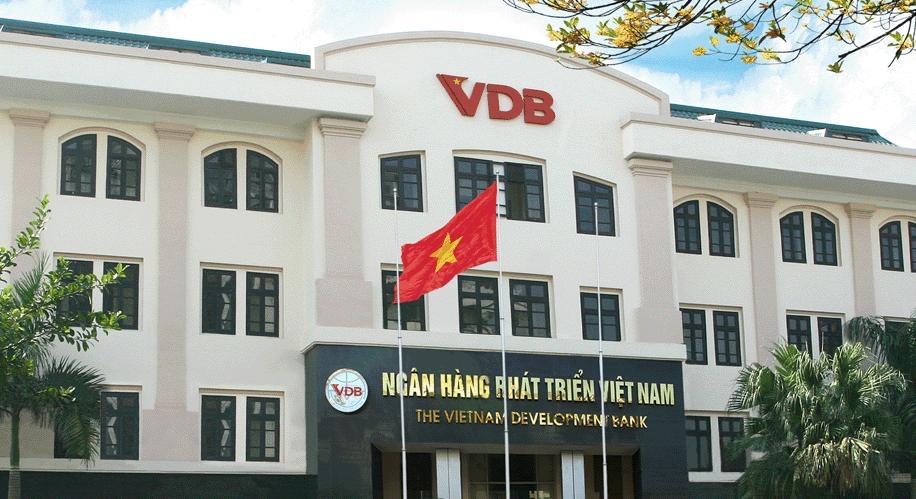 Ngân hàng Phát triển Việt Nam cần được tái cơ cấu toàn diện Ngân hàng Phát triển Việt Nam cần được tái cơ cấu toàn diện