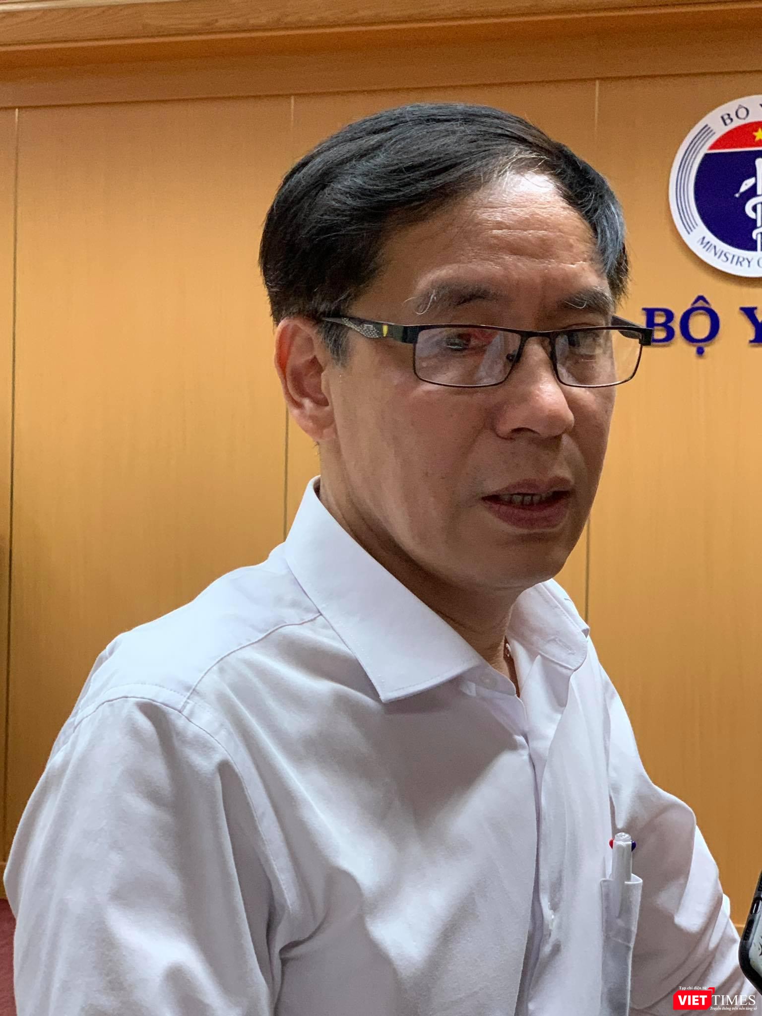 Ông Tấn cho hay: Thực hiện ý kiến chỉ đạo của Thủ tướng Chính phủ, Bộ Y tế đã và đang làm việc với cơ quan công an để đưa ra phương án (Ảnh - Thanh Hằng)