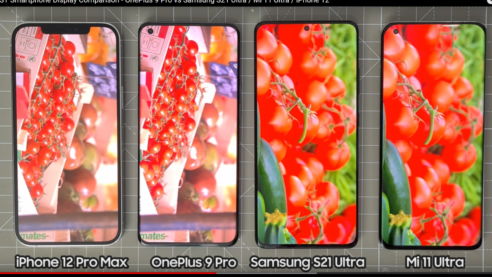 Màn hình trên Samsung S21 Ultra cho màu sắc tốt hơn hẳn Mi 11 Ultra mặc dù cả 2 tương đương nhau về công nghệ (Ảnh cắt từ YouTube) Màn hình trên Samsung S21 Ultra cho màu sắc tốt hơn hẳn Mi 11 Ultra mặc dù cả 2 tương đương nhau về công nghệ (Ảnh cắt từ YouTube)