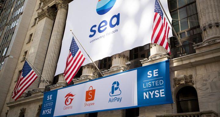 Từ một công ty trò chơi điện tử nhỏ tại Đông Nam Á, Sea Group vươn lên thành tập đoàn thương mại điện tử và thanh toán online khổng lồ với giá trị vốn hóa 128 tỉ USD. Từ một công ty trò chơi điện tử nhỏ tại Đông Nam Á, Sea Group vươn lên thành tập đoàn thương mại điện tử và thanh toán online khổng lồ với giá trị vốn hóa 128 tỉ USD.