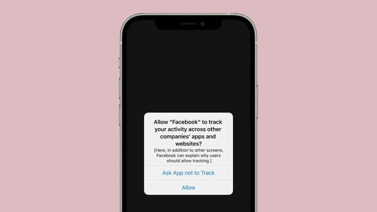 Từ iOS 14.5, người dùng có thể lựa chọn cho phép ứng dụng thu thập dữ liệu hay không. Từ iOS 14.5, người dùng có thể lựa chọn cho phép ứng dụng thu thập dữ liệu hay không.